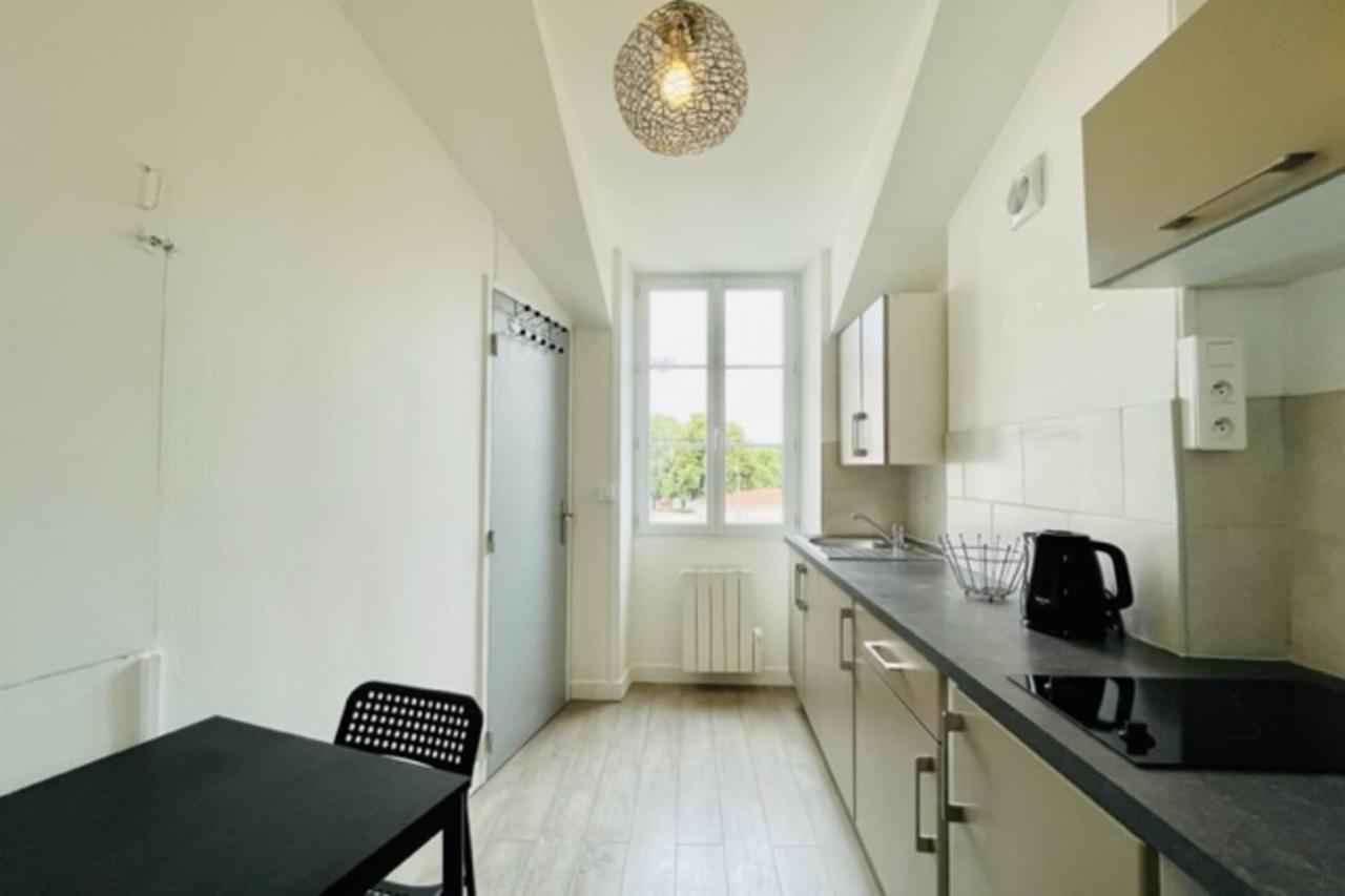 Studio Traversant Historic Center Apartment La Rochelle  Exterior photo